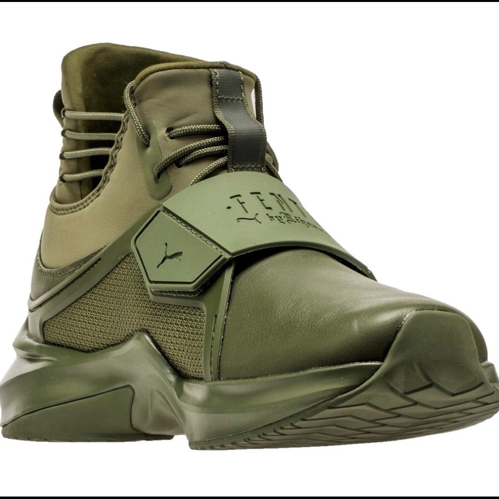 ‼️SOLD‼️ NWOT Fenty Puma by Rihanna Hi